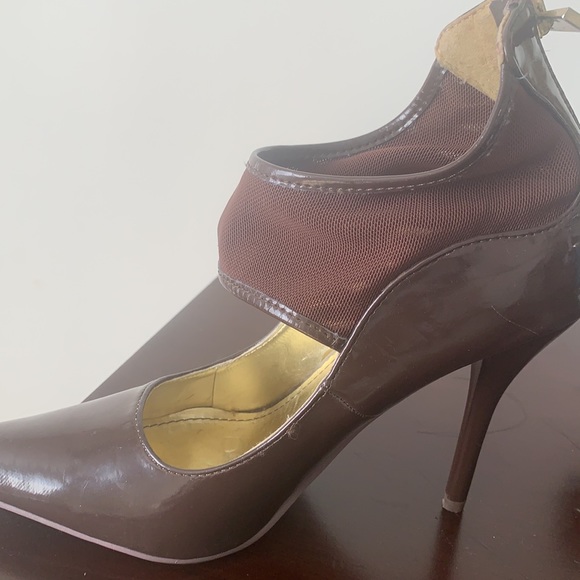 Brown shoes - Picture 2 of 4